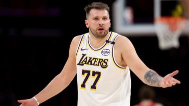 欧冠淘汰赛前瞻：巴萨对阵曼联,