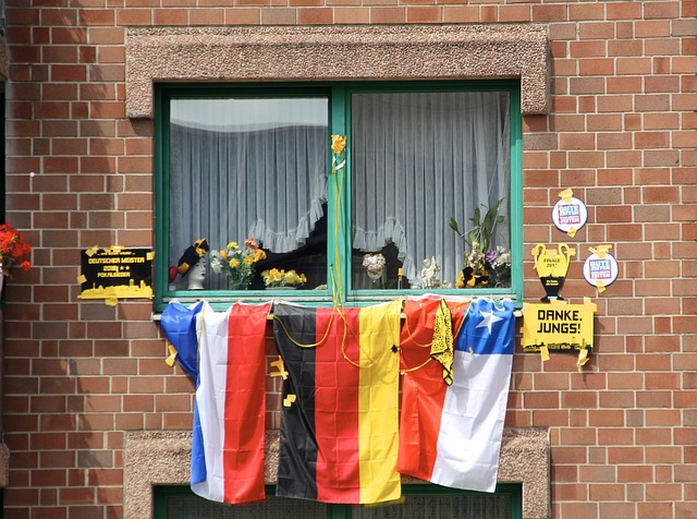 阿贾克斯门将谈表现起伏：主客场用球不同，没踢过球的不会懂